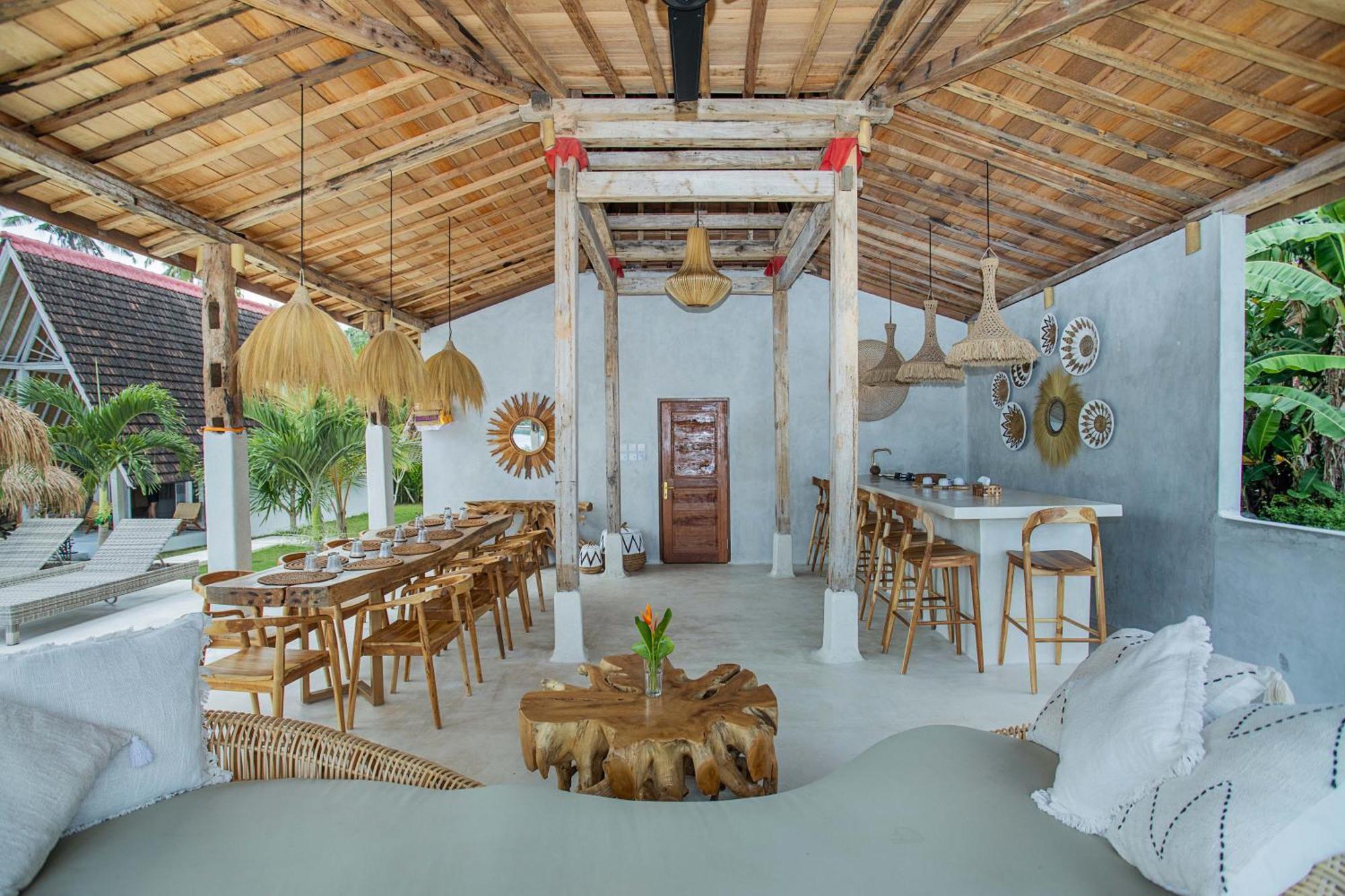Villa Sunset House Ceningan, 10 Person Beachview Private