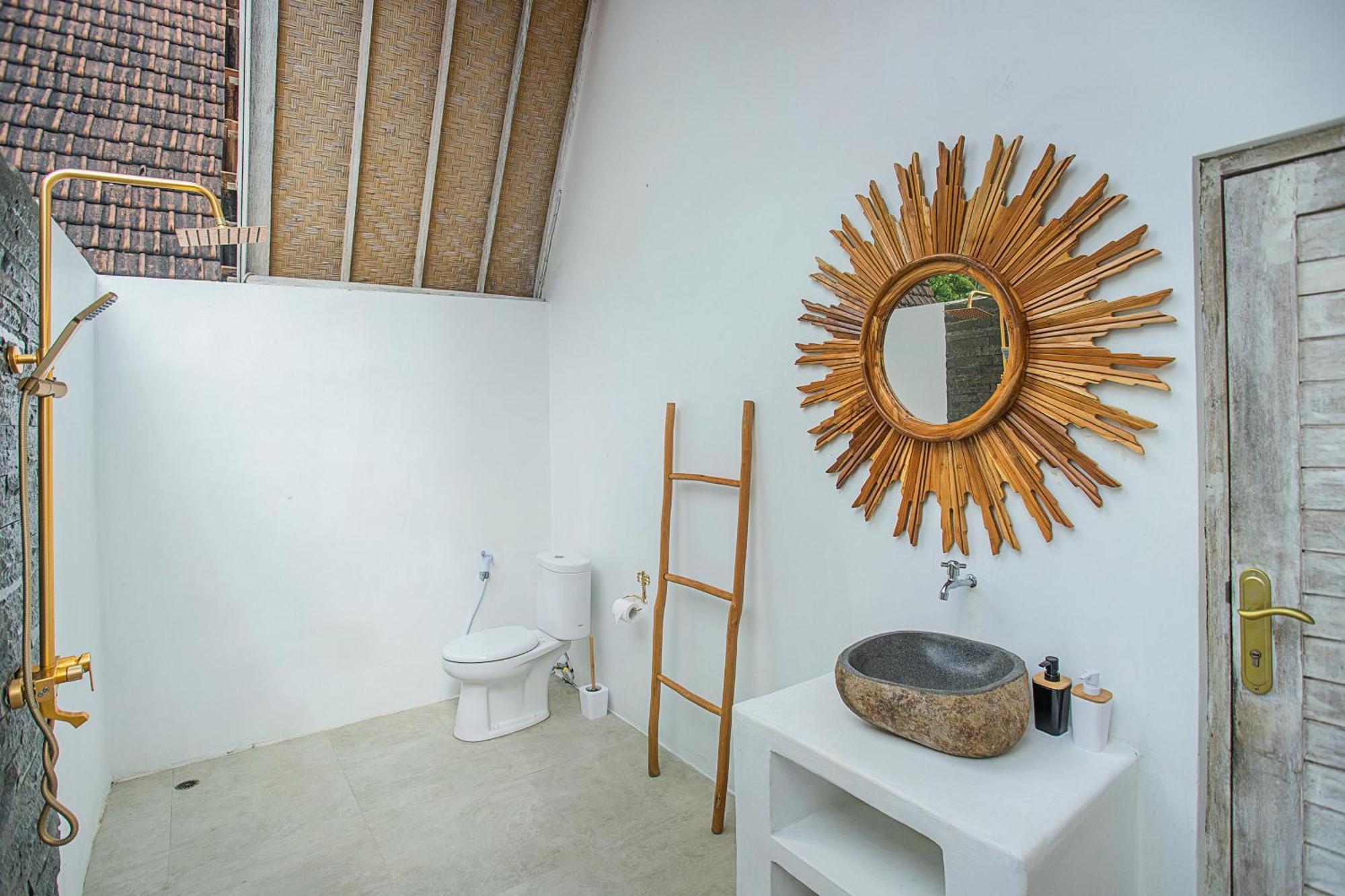 Villa Sunset House Ceningan, 10 Person Beachview Private *